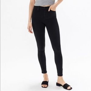 UO BDG twig high rise skinny jean - black